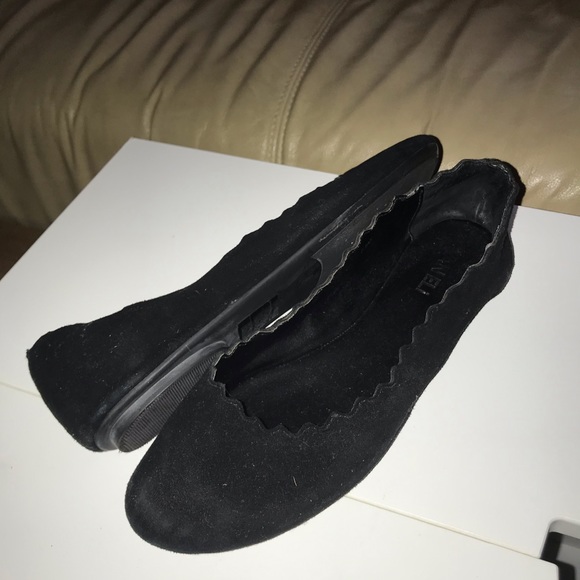 Vaneli Flats - Picture 1 of 5